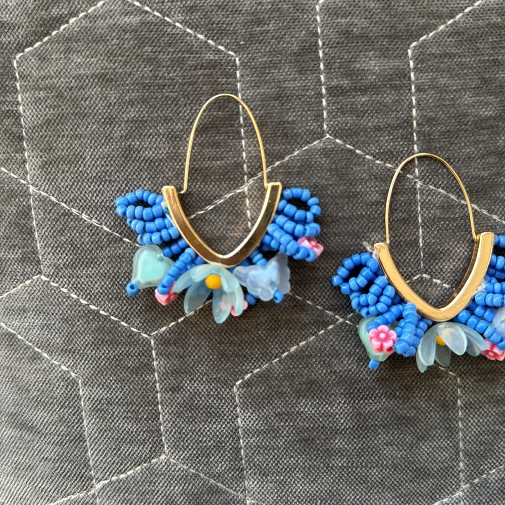 Anthropologie Blue Beaded Floral Hoop Earrings with Gold Accents - Picture 4 of 4